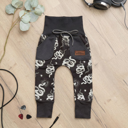 Neue Farbe: Mitwachshose Mystic Snake