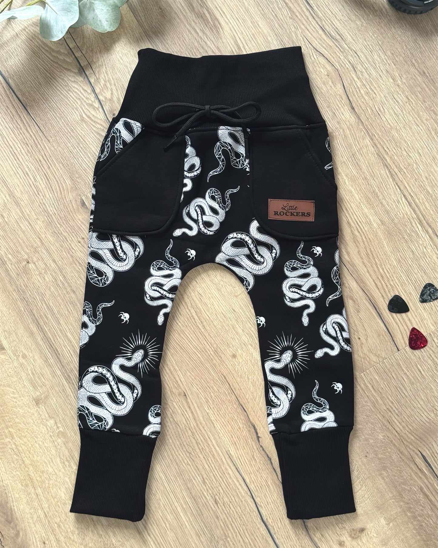 Neu: Mystic Shadow Set