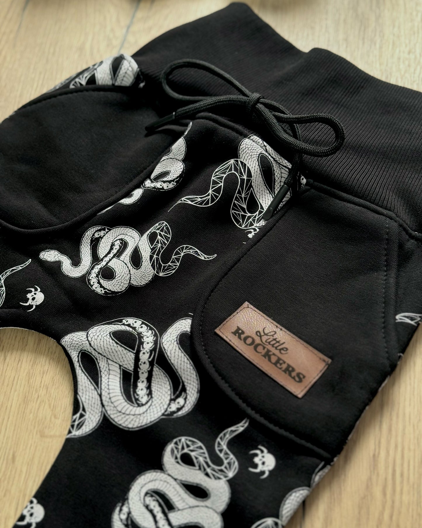 Neu: Mystic Shadow Set