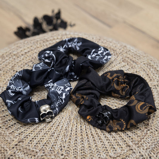 Dark Harmonie Scrunchies